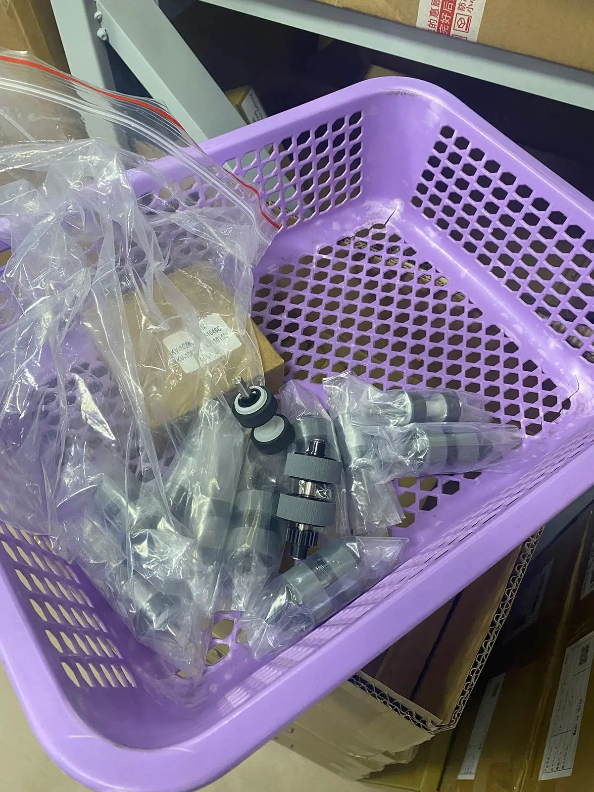 

1 комплект сменных роликовых роликов для PANASONIC KV-S1026C KV-S1046C KV-S1065C KV-SS058 KV-S1037 KV-S1038