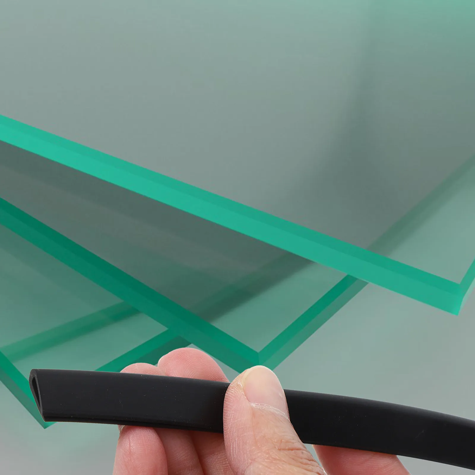 

U-Shaped Edge Trim PVC Door Edge Protector for Windows Sinks Car Doors Weather Stripping Soundproof Seal Strip Guard