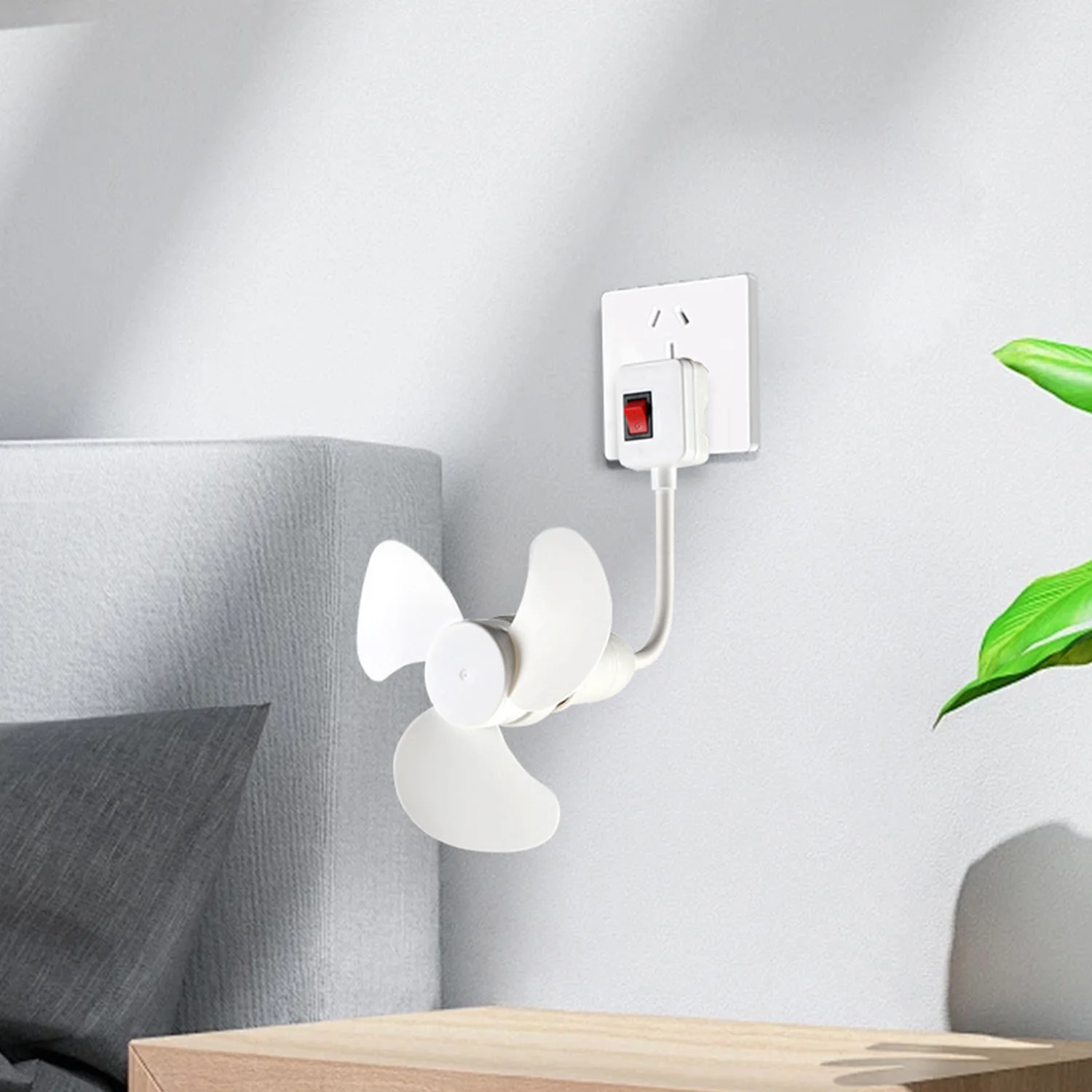 Mini Cooling Fan With E27 Screw 360°Bendable Neck Home Fan Desktop Electric Fan For Kitchen Bedroom Dormitory Study Table Fans view 3