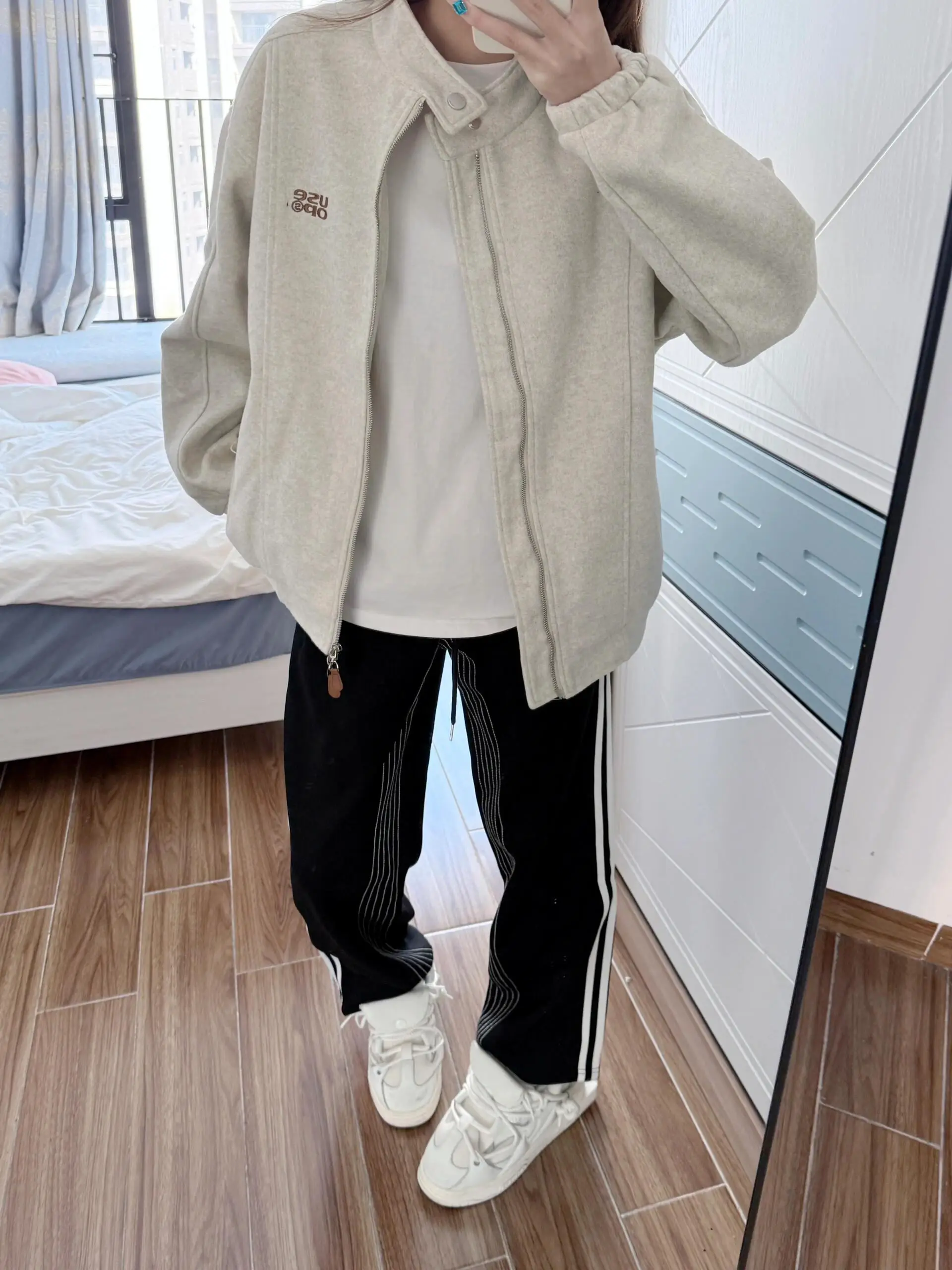 

Бейсбольные куртки красно-желтые женские зимние, декорированные, вязаные, ветрозащитные, с объемным дизайном, для скалолазания, модные, в стиле Y2K