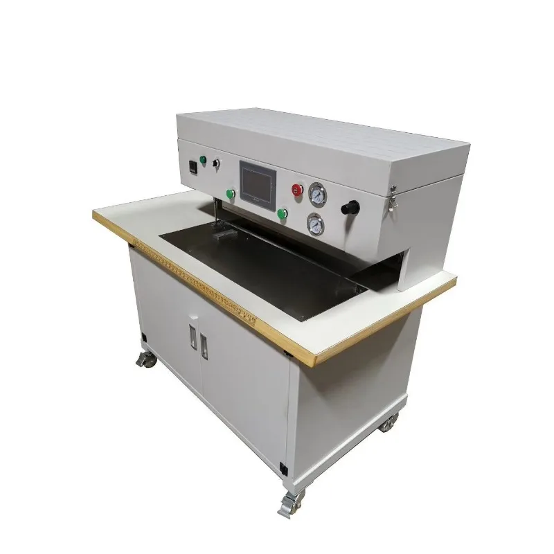 Automatic folding machine for glue spraying, manual luggage, folding machine