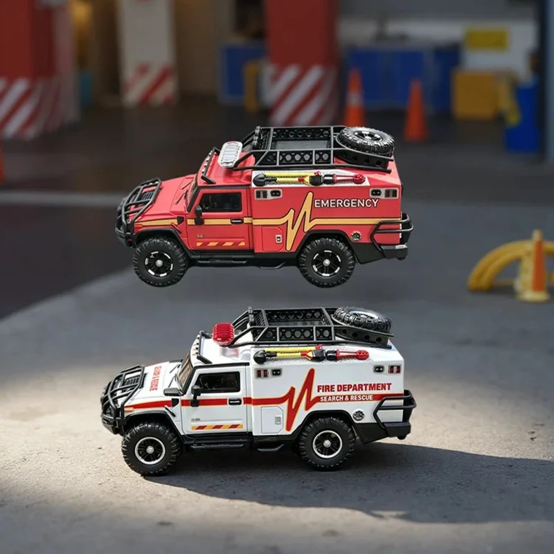 

MK Miniatures Diecast 1/64 Alloy Model Car Hummer H2 Ambulance Classic Collection Static Display Gift Decoration