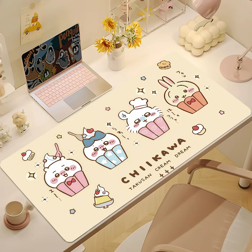 Niedliches Chiikawa-Mauspad, groß, rutschfest, mit verstärkten Kanten, für Schreibtisch, Computer, Tastatur, zum Schreiben, als Mauspad für Büro, Gamer und Studenten. – Detail 6