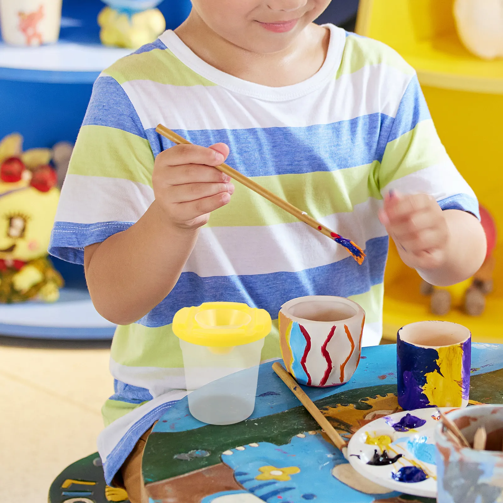 1Set Kids Paintbrush Washing Cup Spill Proof Plastic Brush Cleaner Multipurpose Paint Mixing Container Children Art Supplies view 2