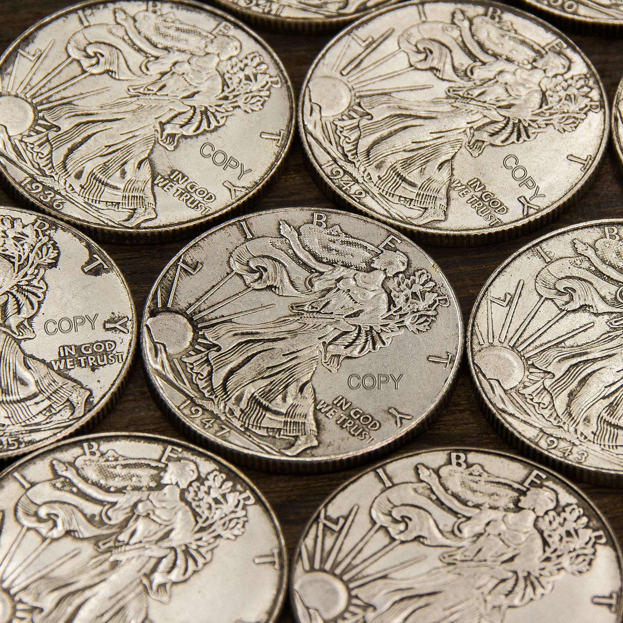 

1900-1947 American Walking Statue of Liberty Half Dollar Commemorative Medal , 50 Cent Commemorative Coin, Home Decor