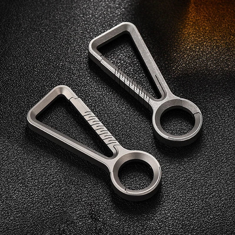 Titanium Alloy Keychain, Car Key Pendant, Outdoor Camping Portable Double Buckle Carabiner, Quick Hanging Key Ring