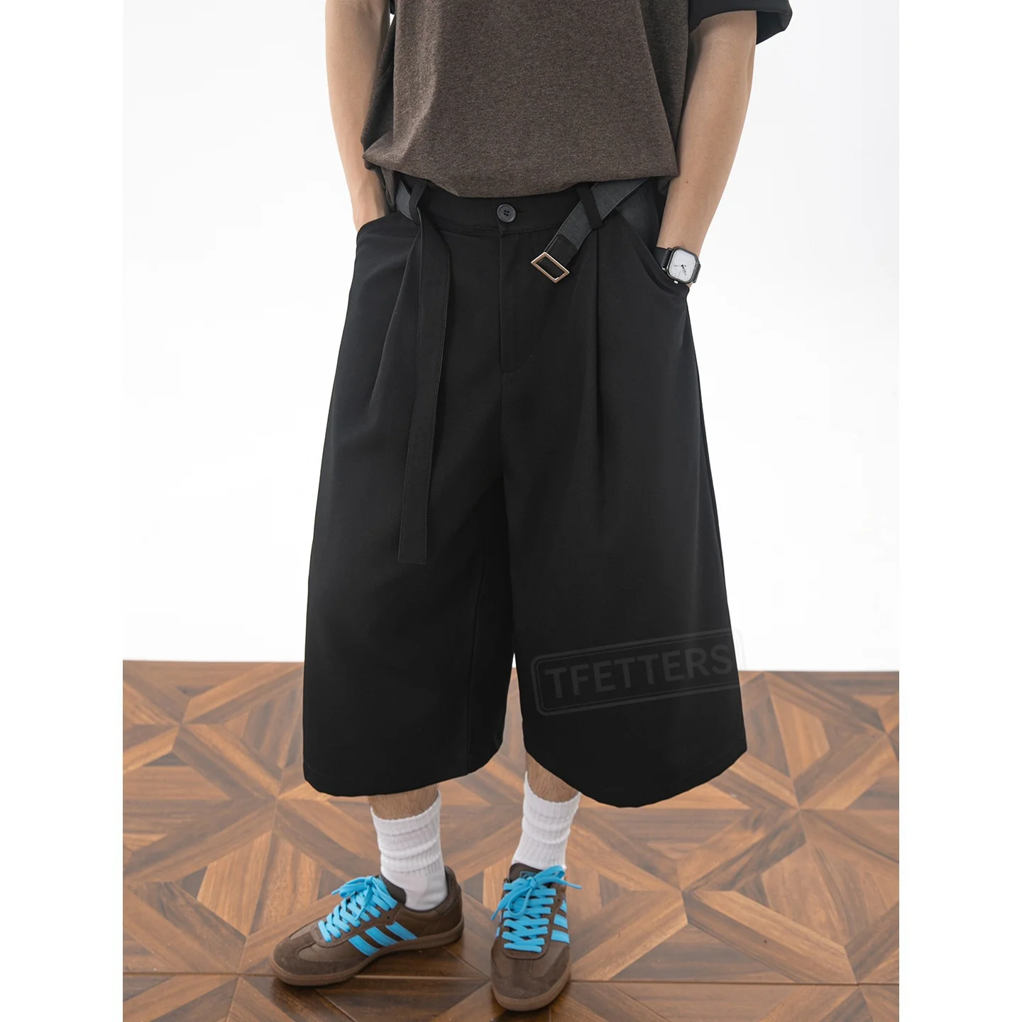 TFETTERS 2026 Summer Vintage Cropped Suit Pants Men Belt Decor Relaxed Oversized Pleat Vintage Baggy Short Trouser for Man