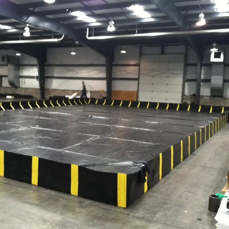 Factory Cheap Price 10'x50' X1' Oil Spill Containment Mat Absorbent Oil Pad Protects with L Shape Brackets TPU Material Oil
