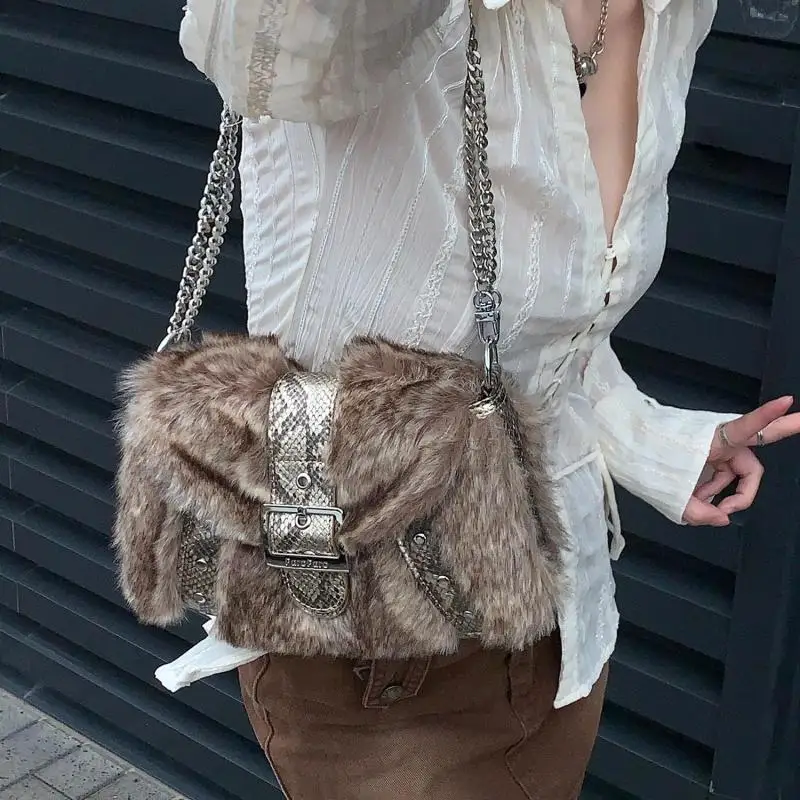 

Noble Luxury Brand Women's Bag European American Personalized Fashion Artificial Turf Imitation Mink Hair One Shoulder Women Bag