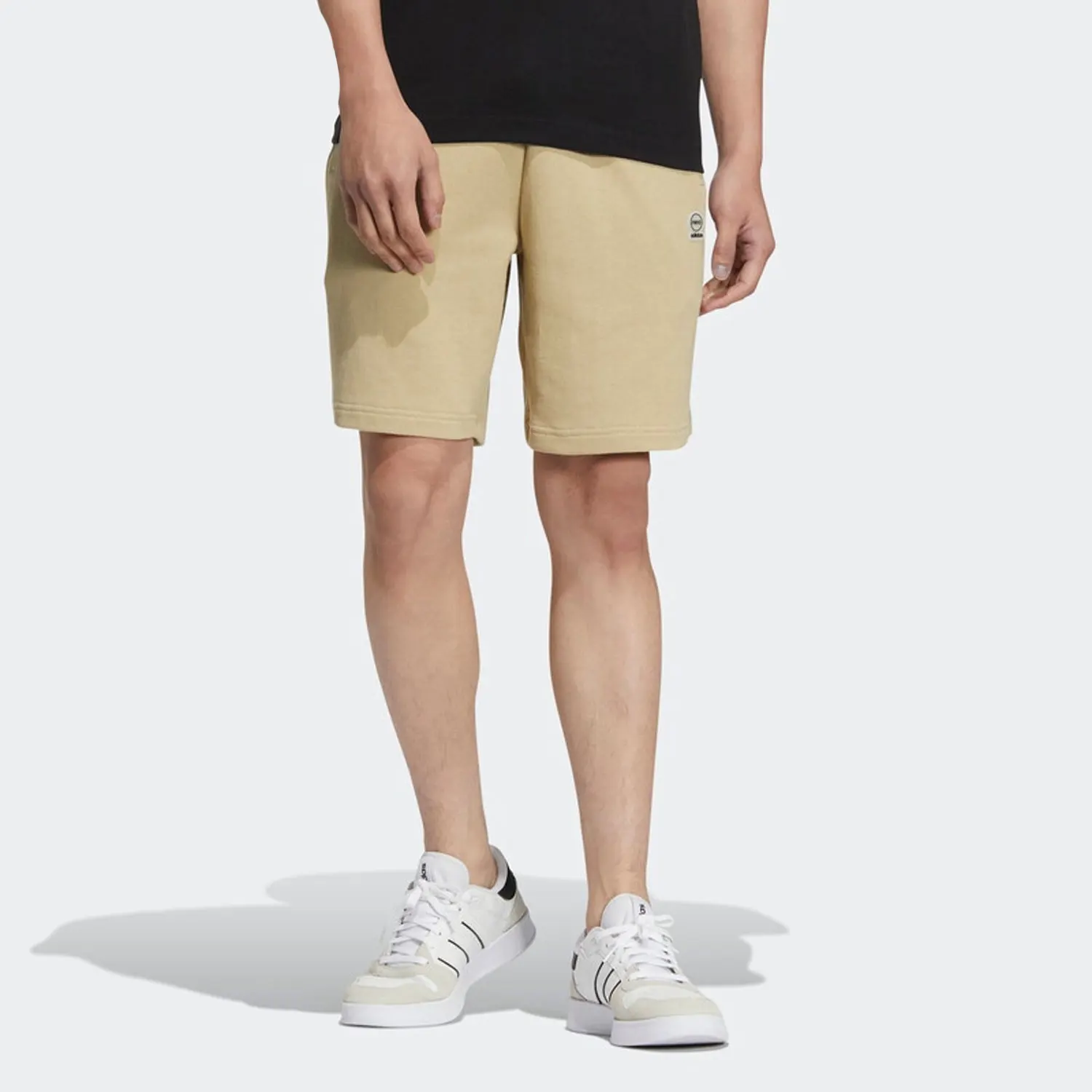 

Adidas оригинальные новые летние мужские и женские спортивные дышащие шорты для бега HN8775