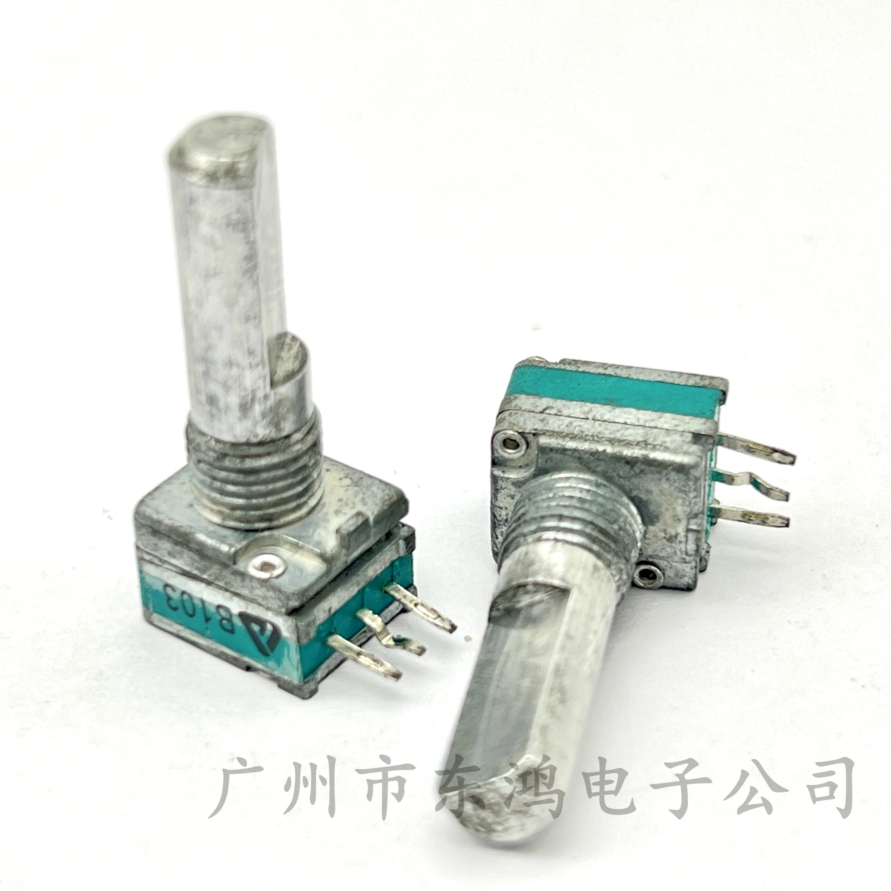 1 PCS DELTA R09 precision potentiometer single B10K axis length 20mm