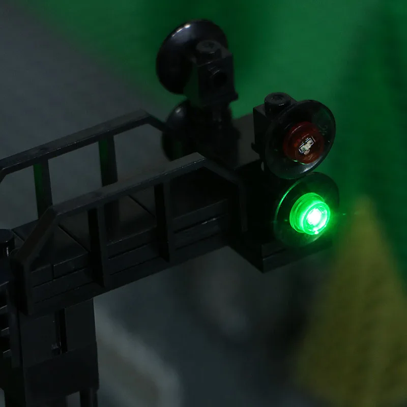 LED مدينة سلسلة قطار إشارة إشارة إشارة المرور نماذج MOC اللبنات لتقوم بها بنفسك ملحقات مصابيح الشارع الطوب ألعاب تعليمية