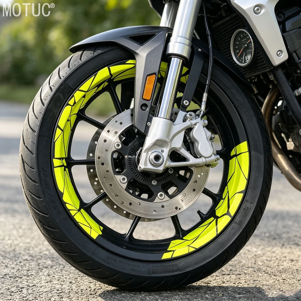 Neon Yellow Green Geometric Triangle Reflective Vinyl Stickers, 2D Flat Waterproof Scratch-Resistant Decals for Motorcycle Rim