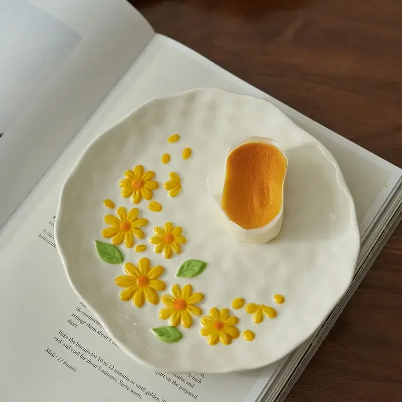 Lily of The Valley Daisy Plate,restaurant Ceramic Ceremonial Cake Dessert Tray,Home High-end Kitchen Decorative Tableware 4