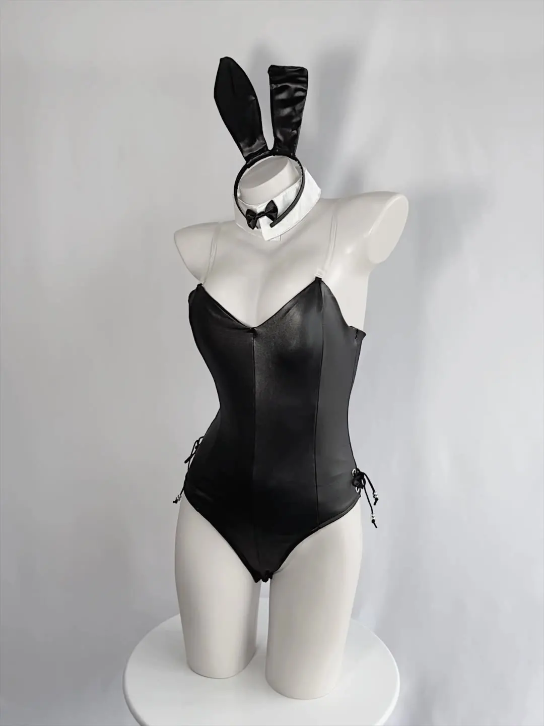 

Bunny Girl Sexy Lingerie Anime Cosplay costume Rabbit Bodysuit Erotic Outfit Wrapped Chest Sweet Gift For Girlfriend For Woman