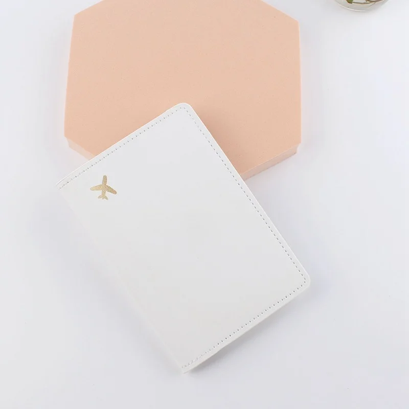 2023 Lover Couple Passport Cover Hot Stamping Simple Plane Women Men Travel Wedding Passport Covers Holder Fashion Wedding Gift