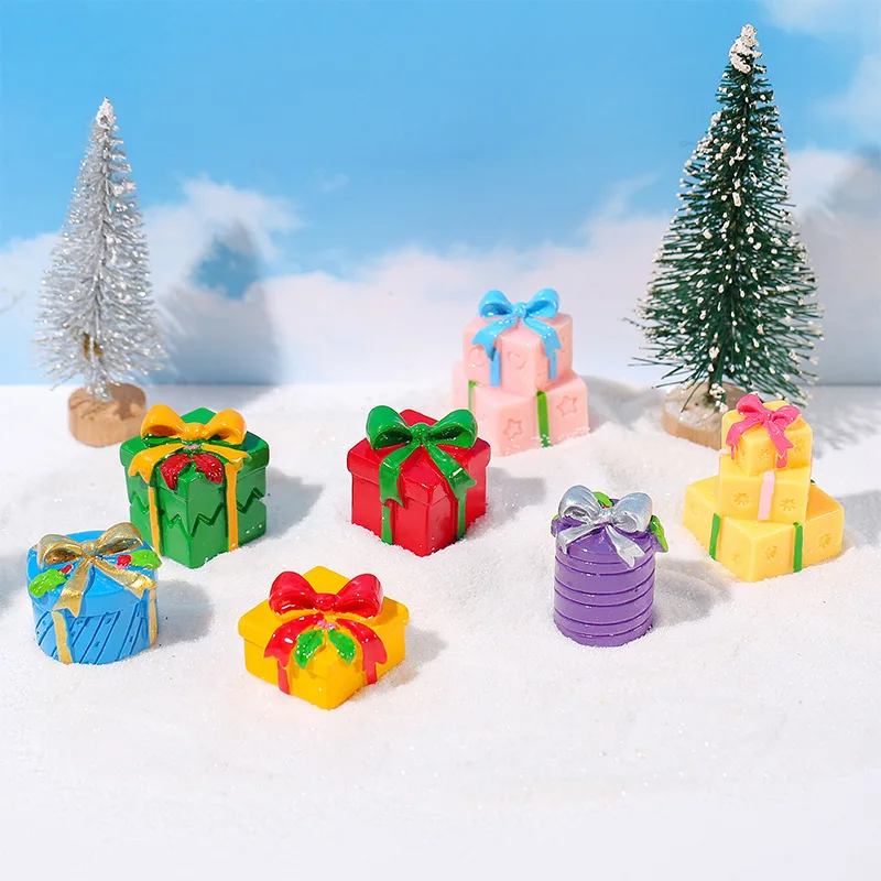 1Pc Mini Christmas Gift Box Resin Figurines Car Central Control Screen Top Decoration Xmas Ornament Cute Miniature Accessories