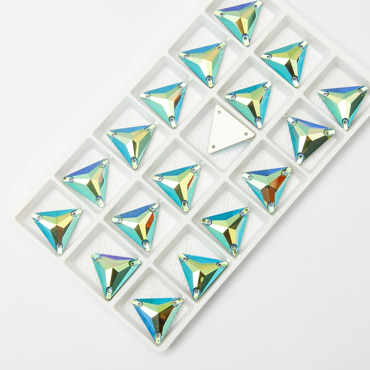 6A Klasse AB Strass Dreieckiger Flachboden-Kristall zum Aufnähen für Kleidungsstücke, Kleider, Modeschmuck-Accessoires – Detail 8