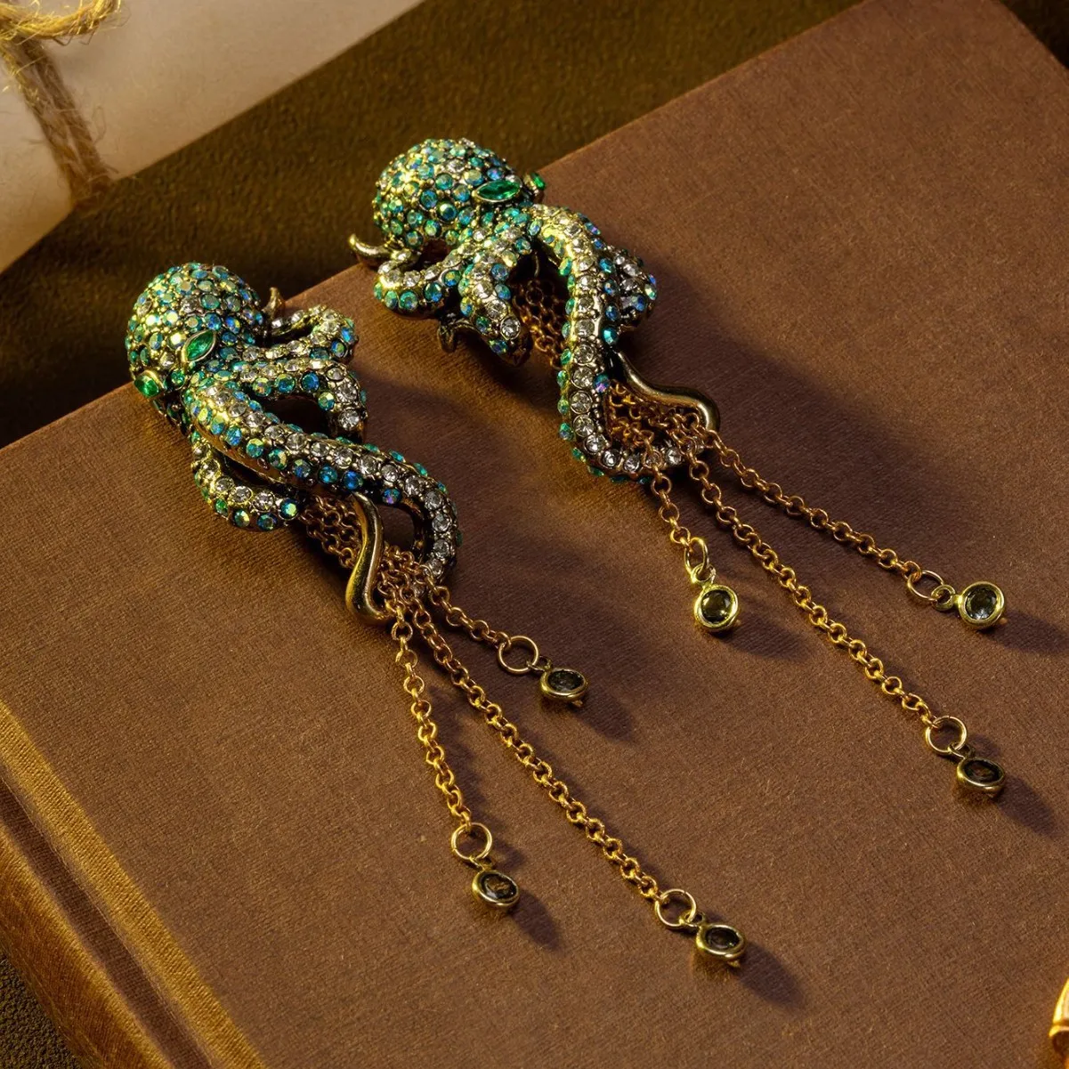 vintage Octopus inlaid diamond long tassel Geometry tud earrings