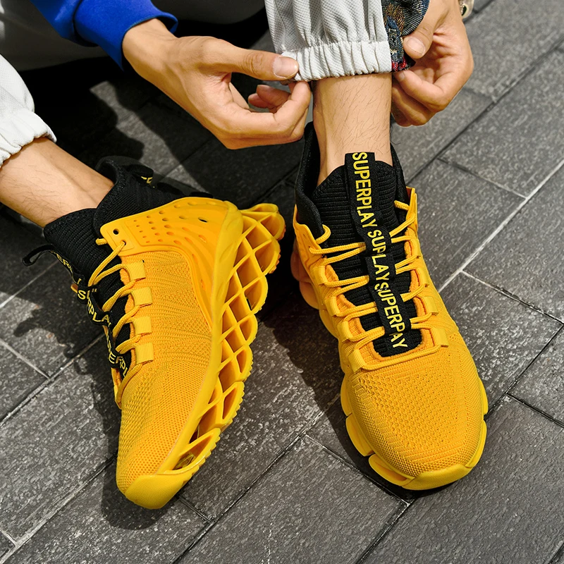 Sepatu kets lari High Top pria kuning, sepatu Sneakers olahraga tenis maraton kasual nyaman bersirkulasi