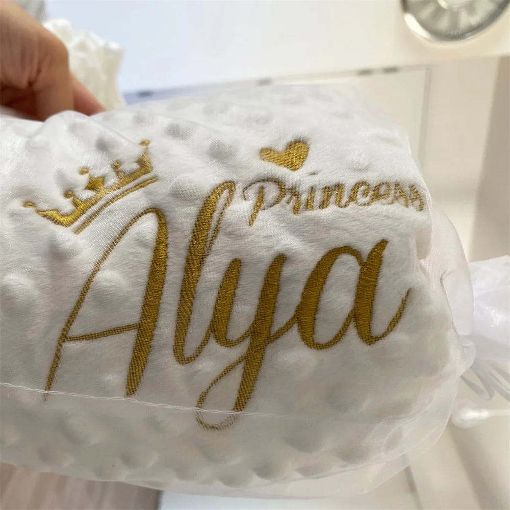 Name personalisierte Bubbled Fleece Babydecke DIY benutzerdefinierte Kleinkind Krippe Bett Kinderwagen Swaddle für Neugeborene Geburtstagsgeschenk Geschenk