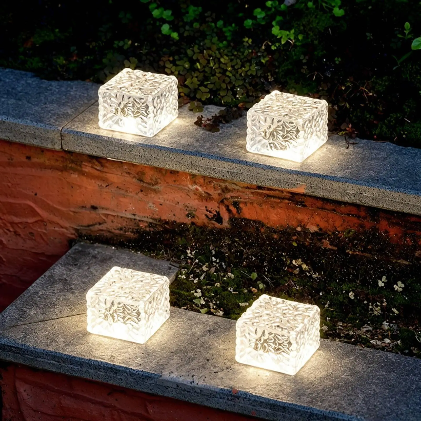 luminaria-solar-decorativa-led-a-prova-d'Agua-para-jardim-paisagismo-bordas-de-quintal-e-degraus