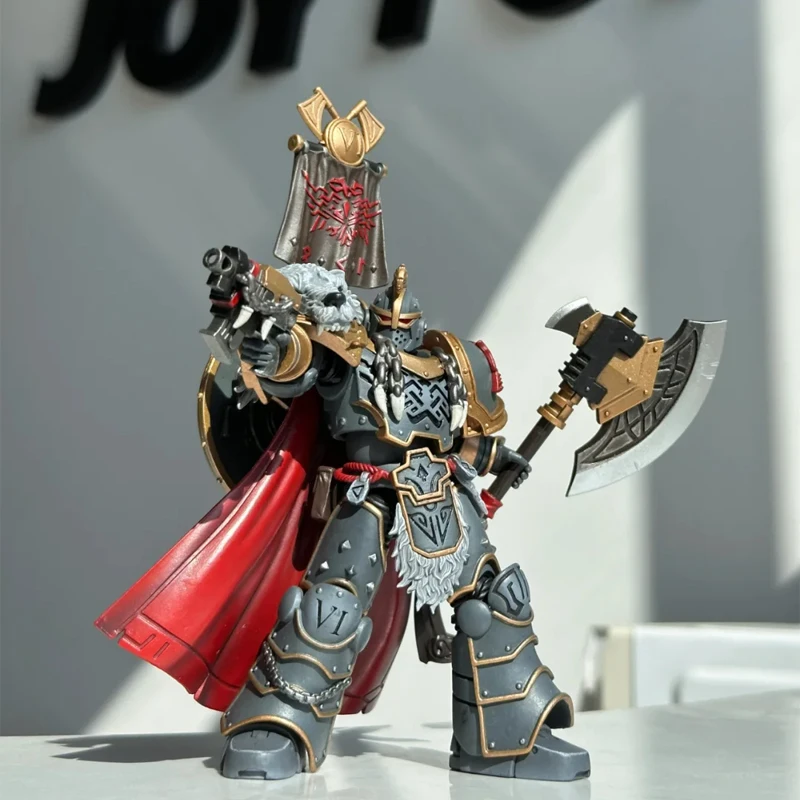 JOYTOY Space Wolves Legion Praetor مع فأس الطاقة ودرع القتال 1/18 شخصيات الحركة Warhammer30K Leman Russ Ragnar Blackmane