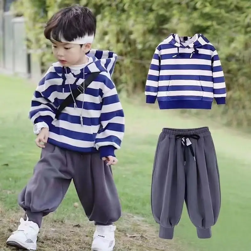 Boys and girls fall and winter models 2023 new Korean baby boys sports cool handsome padded thickened sweater pants suit