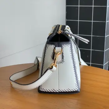 8 最佳銷售 女士單肩包 - №4