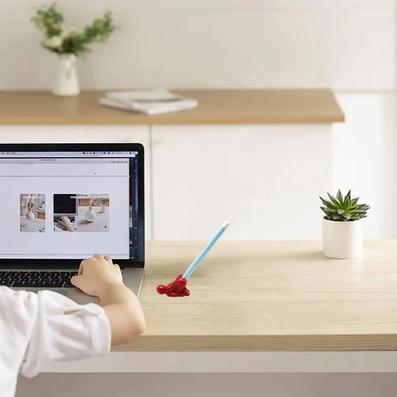 Creative Pen Holder For Desk Small Humorous Pencil Holder Creative Stationery For Student Gift Portable Pen Holder For Relaxing