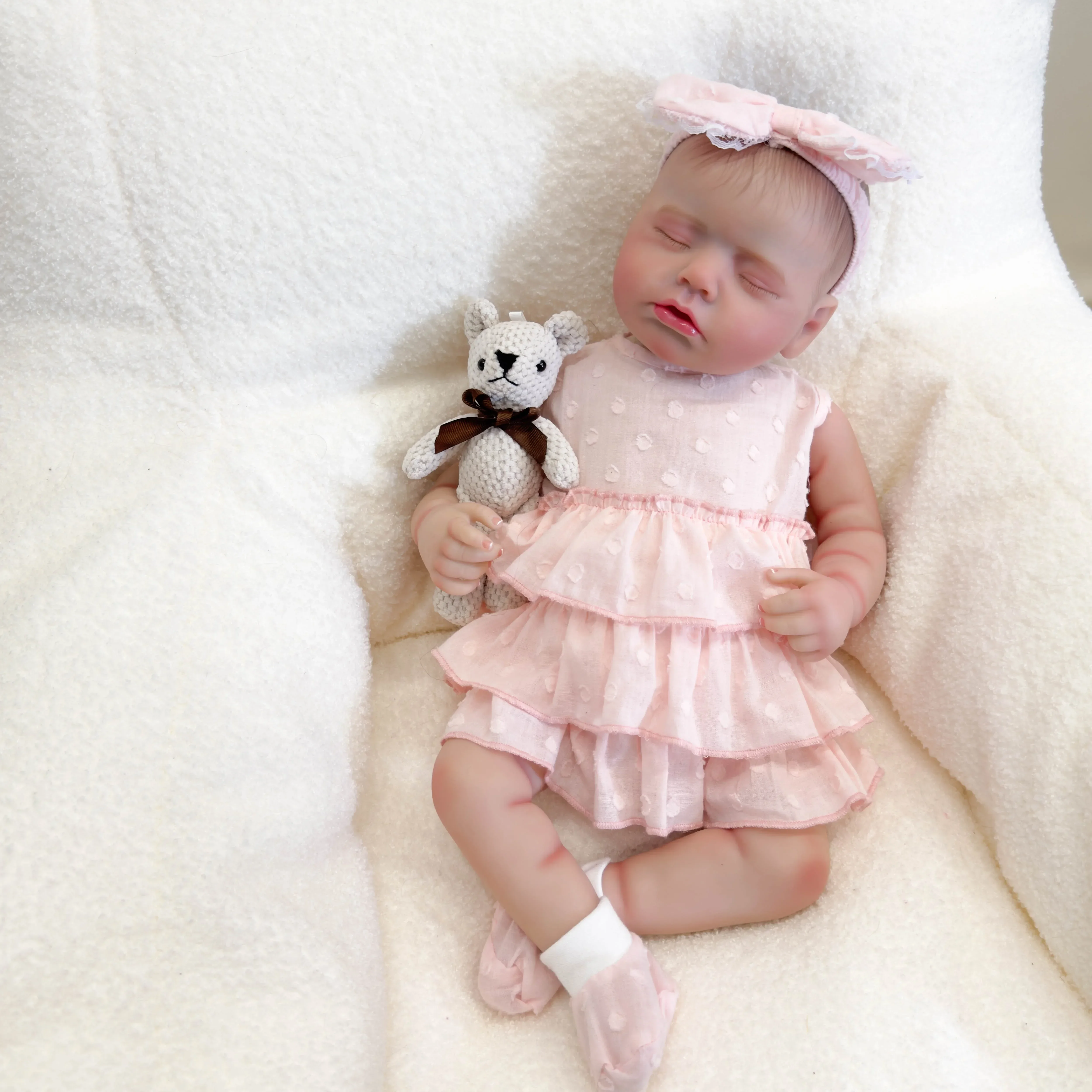 

19inch Improved LouLou Soft Body Newborn Baby Reborn Doll Lifelike Soft Touch Cuddly Baby Multiple Layers Painting 3D Skin