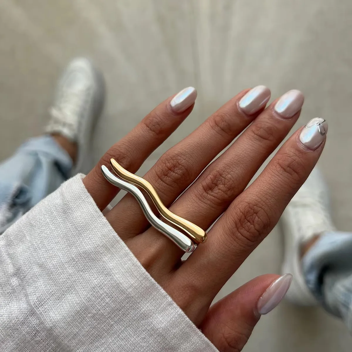 Minimalist Abstract Curve Wave Open Ring Gold-Silver Adjustable Ring Irregular Jewelry for Women, Casual Dating Scene