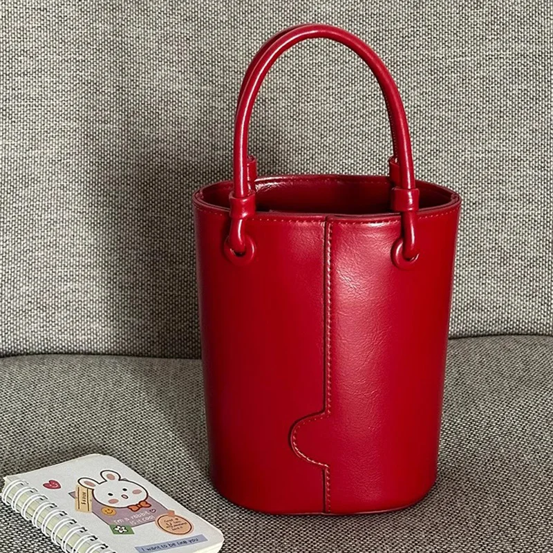 Women Fashion New Chic Bucket Bags Retro Red Versatile One Shoulder Crossbody Bag Autumn Winter Commuting Shopping Handbags