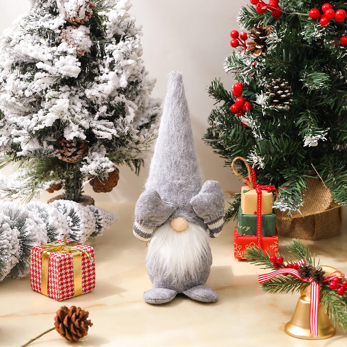Christmas decoration items - Nordic style short-legged figurines with covering faces, elderly dolls, window display items
