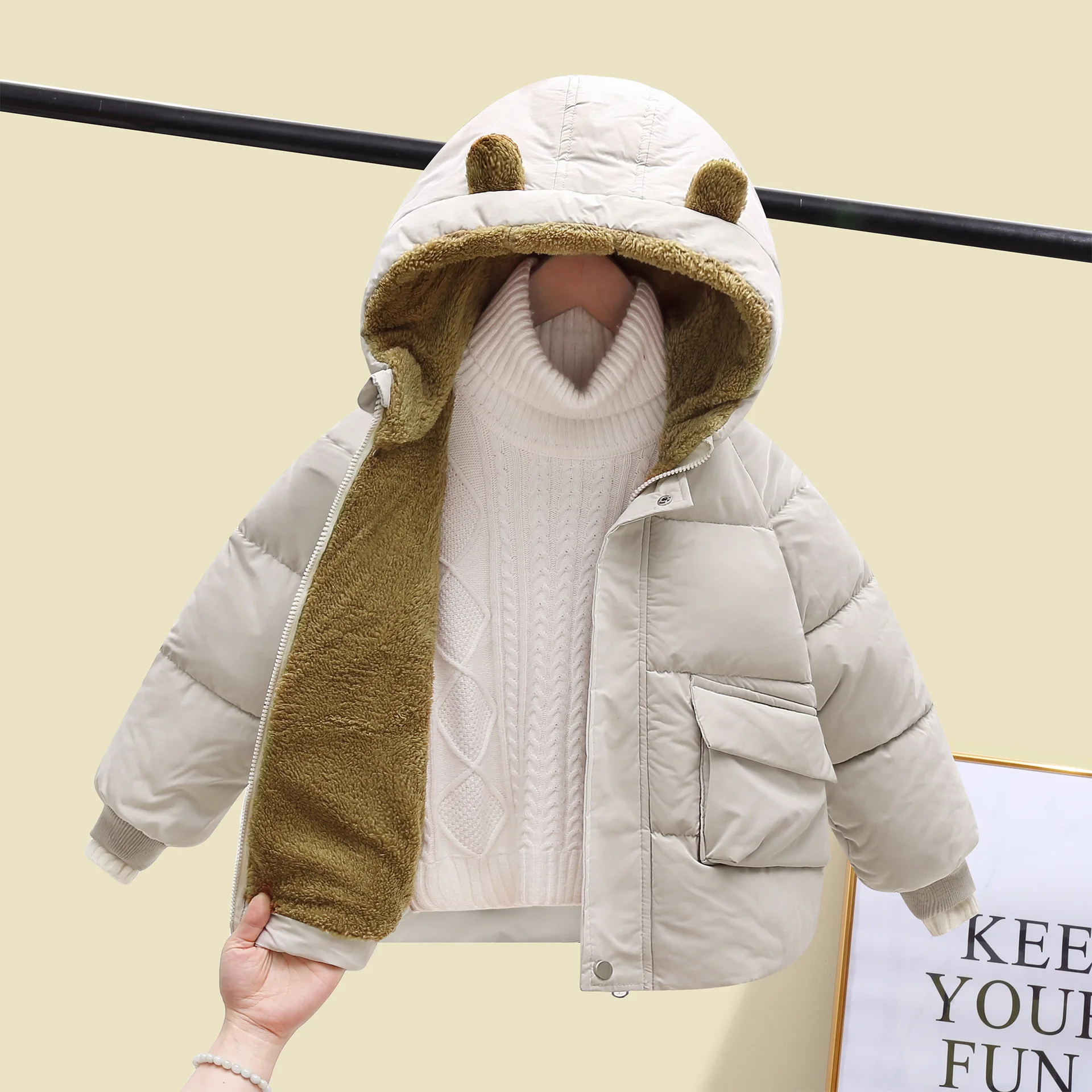 

New 2025 Baby Boys Girls Hooded Zipper Solid Plush Down Jackets Children's Winter Cotton-padded Thicken Warm Coat Outerwear