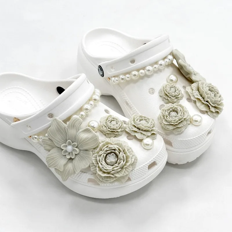 Cute Shoe Charms Set DIY Flower Hole Shoe Buckle Shoes Accessories 3D Flower Bouquet Bone White Hole Shoe Decorations For Women