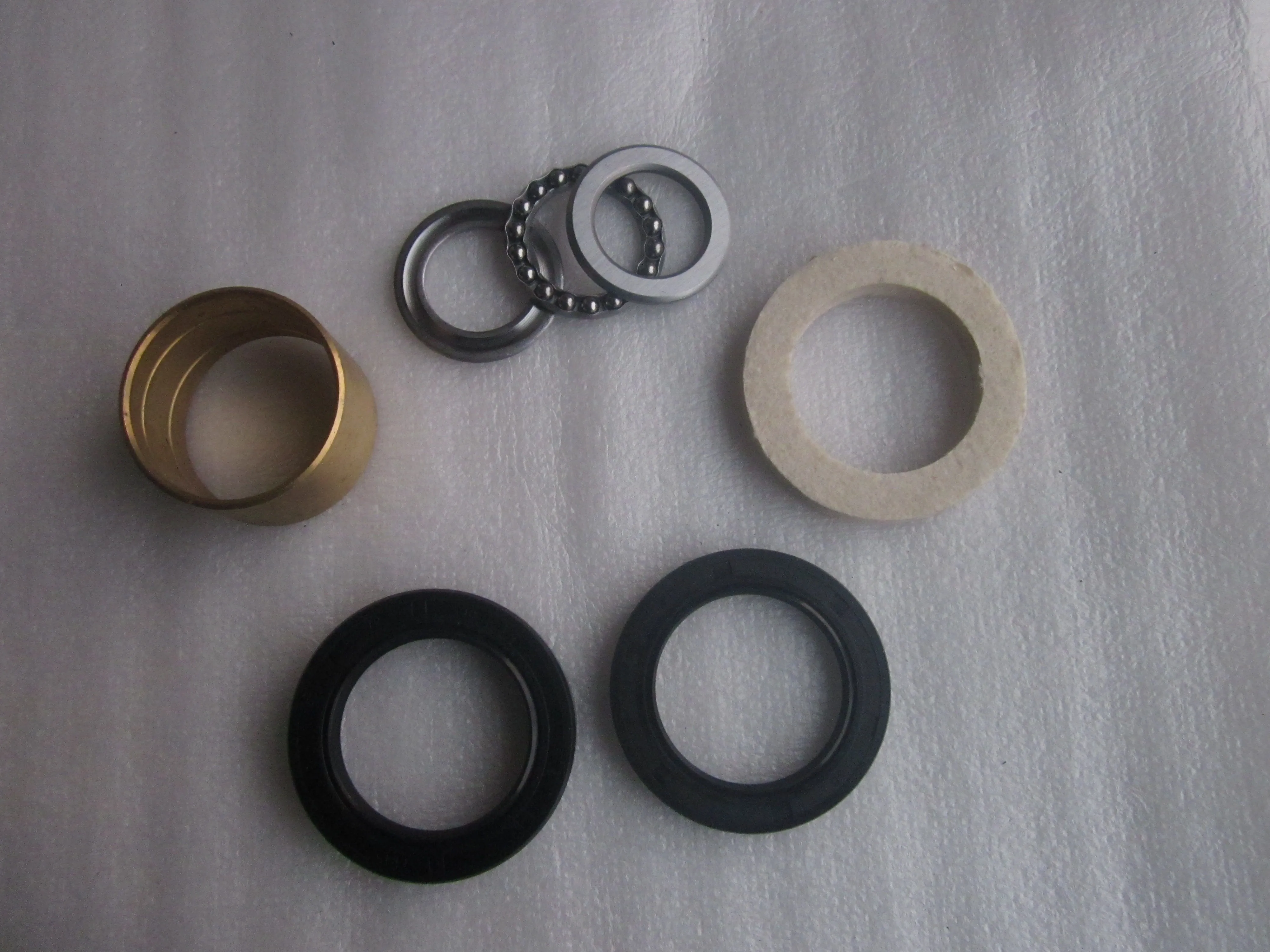 set of repair kit for front driving axle (184.31.104) for Jinma JM184-JM284 tractor
