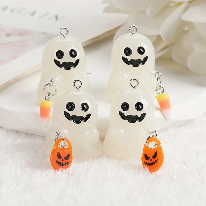 Dijes de resina 3D para Halloween, colgante de calabaza de caramelo de maíz, fantasma oscuro que brilla en la oscuridad, llavero, collar, fabricación de joyas Diy, 8 piezas