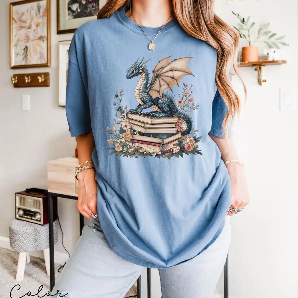 Camiseta de algodón para mujer, camiseta para amantes de los libros, libro de regalo para Club, camisa de dragón con cuello redondo, Tops cortos de moda Bookish para lector de fantasía