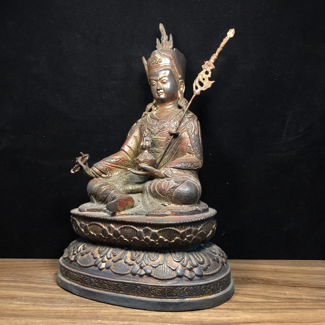 Pure copper Padmasambhava Guru Rinpoche master Tibetan Buddha statue 33cm high, 22cm long, 17cm wide, Weighing 2400 g