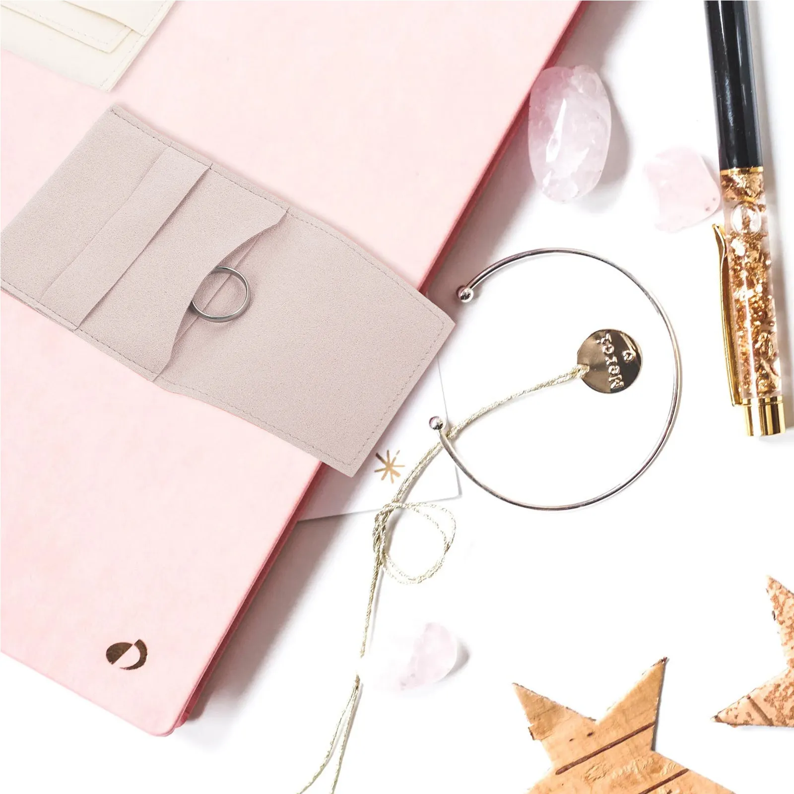 

2 шт. мешочки для хранения ювелирных изделий, премиальные фланелевые мешочки, защитные подарочные упаковочные мешочки для колец, нефритовых ожерелий, тканевые мешочки