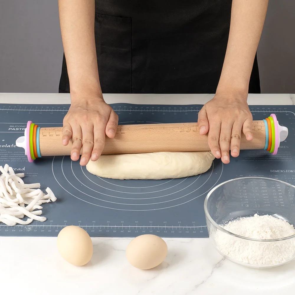 

Adjustable Beech Wood Rolling Pin with Thickness Rings for Baking Pizza Pies Wooden Rolling Pin Set Bakeware Tool Kitchen Gadget