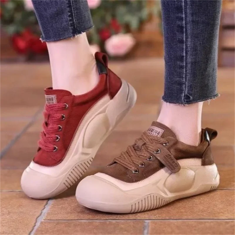 Zapatos vulcanizados de suela gruesa para mujer, zapatillas deportivas antideslizantes, transpirables, de Color sólido, a la moda, novedad de 2024