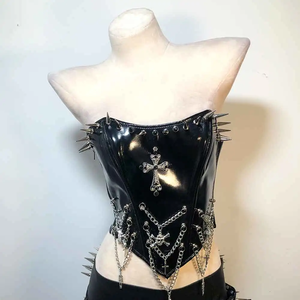 Goth Tops Rave Outfits Gothic Tank Festival Bra Y2K T-shirt Spiked Emo Clothing ALT Grunge with Spikes Punk Rock Clothes