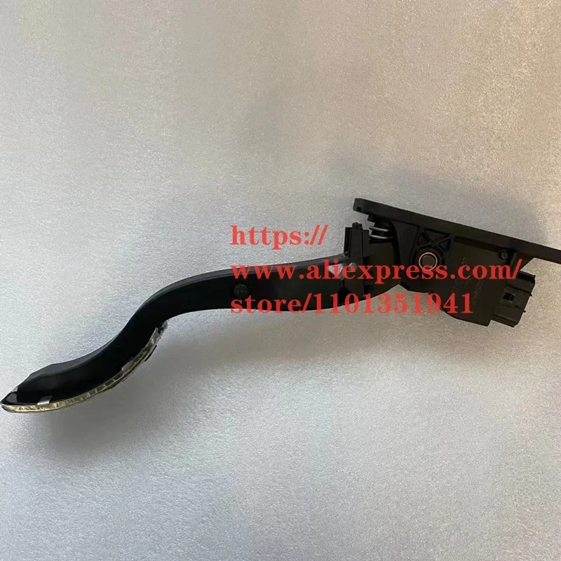 

Электронная педаль акселератора для Chery Arrizo 5 A3/Cielo 204000259 AA/M11- 1108010 АБ