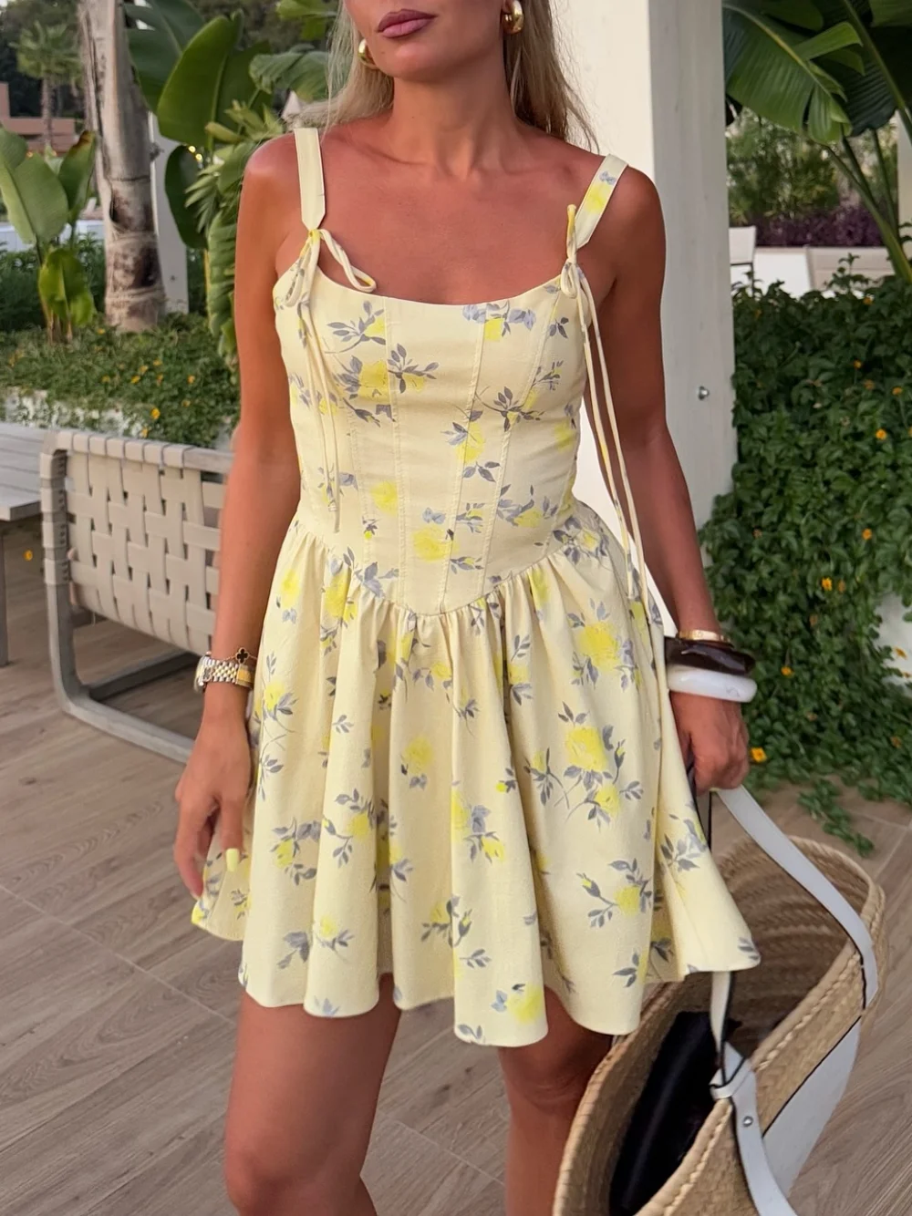 

Women's Yellow Printed Halter Dress Slim Fit Bow Detail Summer Fashion Casual Dress for Holidays 2025