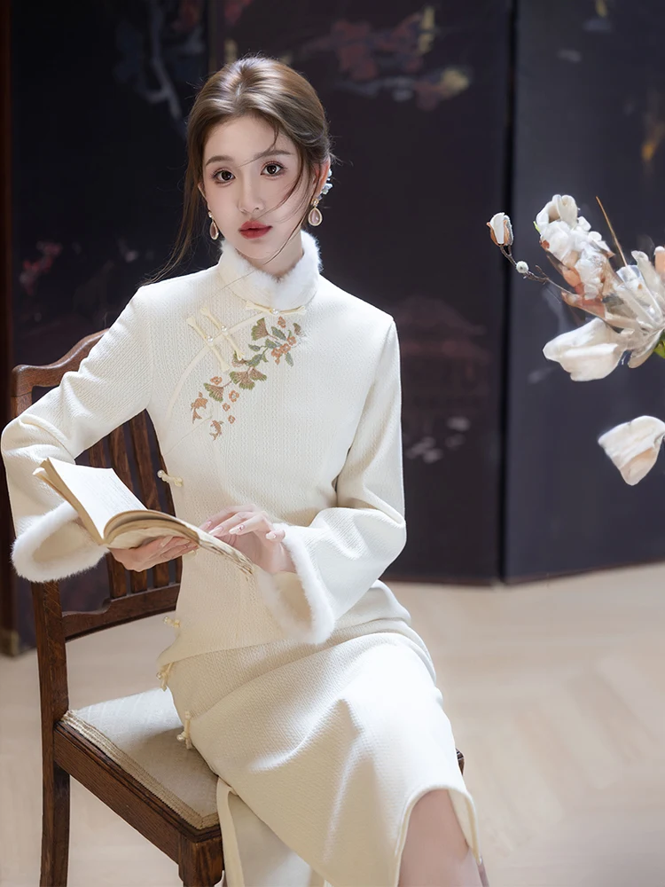 

Qiajiangnan Winter Thiened Long Sve Young Sle Women's New Chinese Sle Clothing 2025 New Republic Sle White