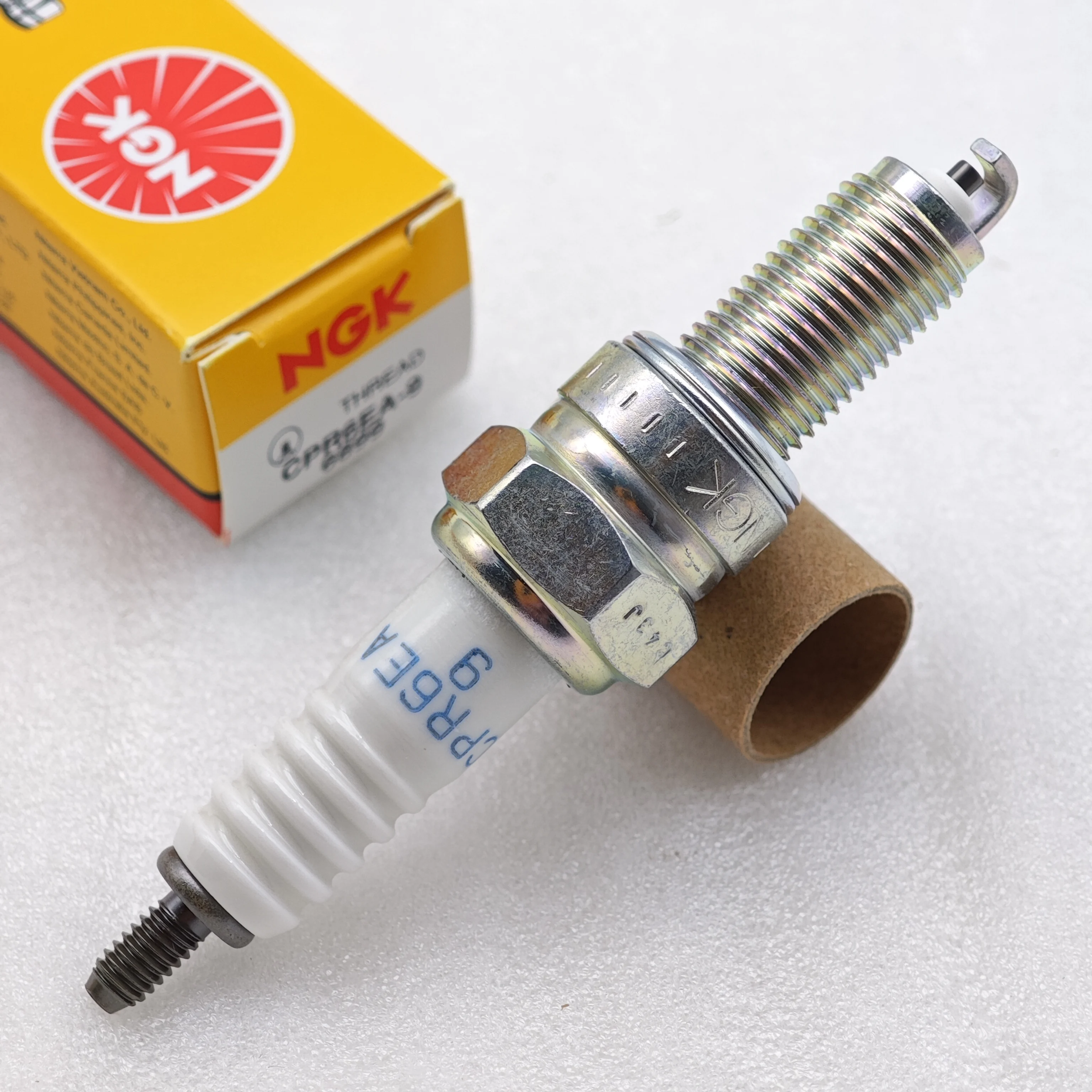 Original  NGK Motorcycle Spark Plug CPR6EA-9 Is Applicable To Piaoyue SDH110-16 Weiwu SDH110-19 21 AFR125