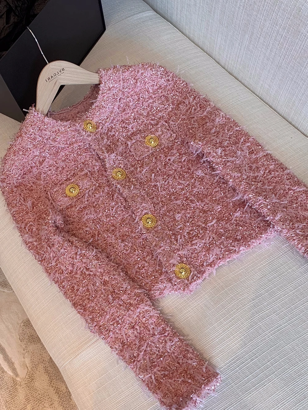 

Fanhfan Heavyweight Knitwear Gold Button Knitted Cardigan Women's Early Spring Padded oulder Slimming Anti-Aging ort Coat