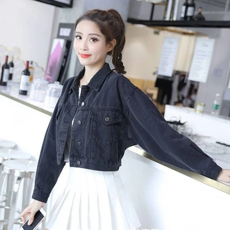 Nowość 2025: Krótki, modny kurtka jeansowa w stylu koreańskim, uniwersalna kurtka kowbojska do noszenia na co dzień.